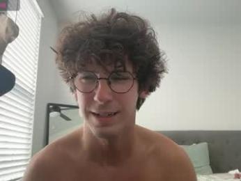 mizzo001 webcam model stream image