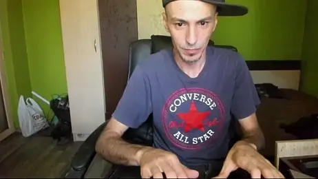 BigCumShoot webcam stripchat model stream image