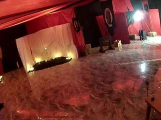 voyeurcam-casa-salsa-gym-bike webcam model stream image