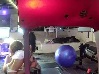 voyeurcam-casa-salsa-gym-bike webcam model stream image