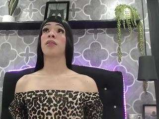 sofia-sweetss webcam model stream image