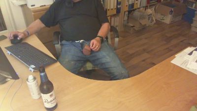 Barefooter webcam model stream image