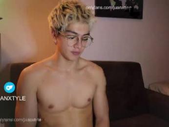 juancamroom webcam chaturbate model stream image