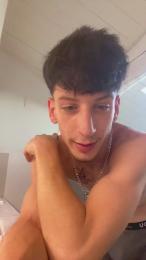 Leonardo250606 webcam model stream image