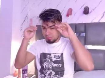 pittandlunaa69 webcam chaturbate model stream image
