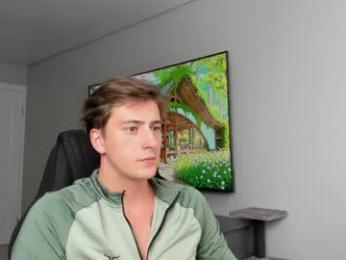 krishort webcam model stream image