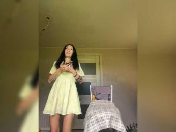 TRULIULIUSHA webcam model stream image