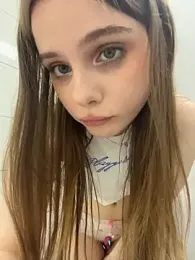 Lunabelle_ webcam stripchat model stream image