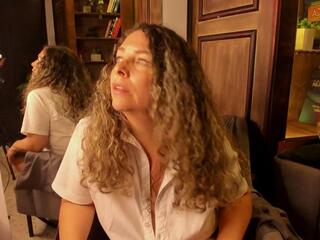 Dominika Frost webcam model stream image