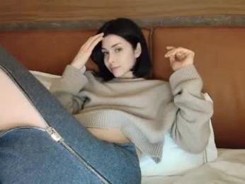 milla_bella webcam chaturbate model stream image