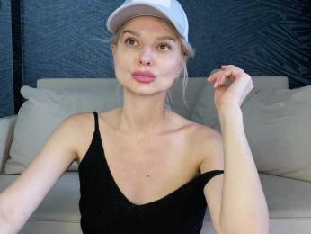 -Molly- webcam bongacams model stream image