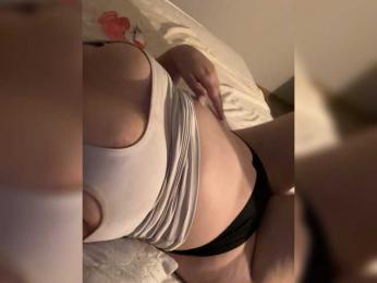 moon_diva webcam model stream image