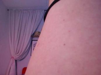 DAKARIAHILLS webcam model stream image
