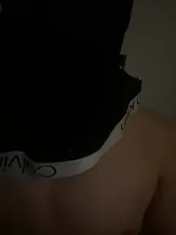 qazpqp webcam model stream image