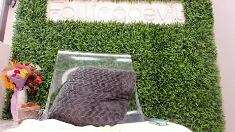 realhotfallingdevil webcam model stream image