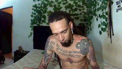And1_dread webcam cam4 model stream image
