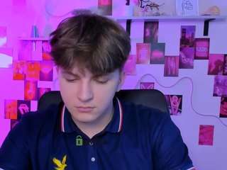 travis-wolf webcam model stream image