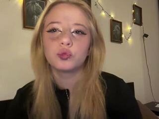 Debera Winburn webcam model stream image