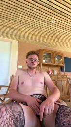 Xtoto52x webcam model stream image
