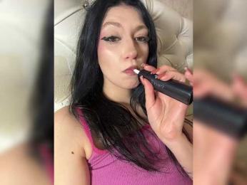 LuckyStar webcam bongacams model stream image