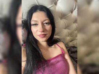 LuckyStar webcam bongacams model stream image