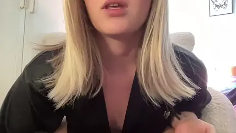 YourGreekAnna webcam model stream image