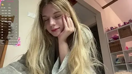 FruityXo webcam model stream image