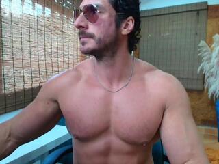 Icarus Secret webcam model stream image