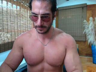 Icarus Secret webcam model stream image