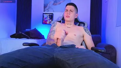 Yeiko_Romero_ webcam stripchat model stream image