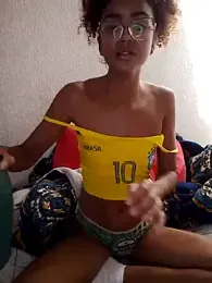 Emanuelle_manu webcam model stream image