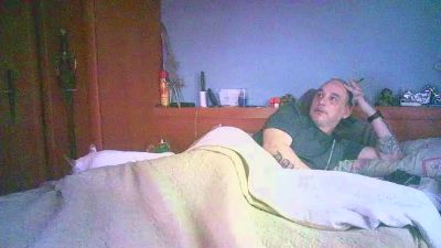 serapo37 webcam cam4 model stream image