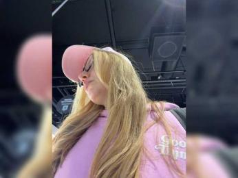 Kris_honey webcam model stream image