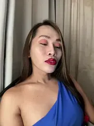 RomanticPearlTS webcam stripchat model stream image