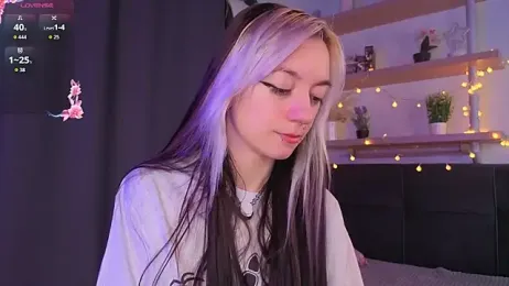 TristaRoht webcam model stream image