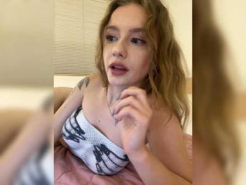 Annyyy webcam model stream image