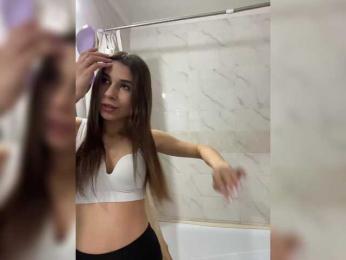 SweetSlice webcam model stream image