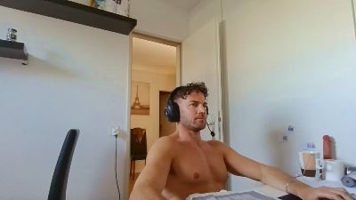 ALPHA_HUNK webcam cam4 model stream image