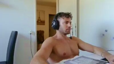 ALPHA_HUNK webcam model stream image