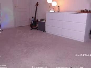 petitebrat webcam model stream image