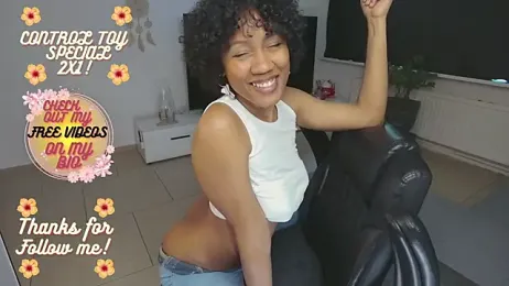 Yayamuse webcam model stream image