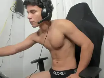 Adrian_hot01 webcam model stream image