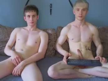 pupsenish webcam model stream image