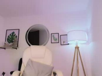 carolyne_sweet webcam chaturbate model stream image