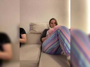 Annafirepussy webcam bongacams model stream image