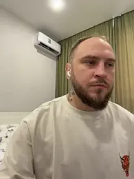 your_delicious_man webcam stripchat model stream image