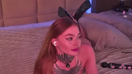 AriWild webcam stripchat model stream image