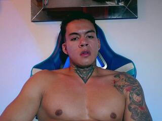 Lucifer Starr webcam model stream image