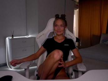 eVvushka webcam model stream image