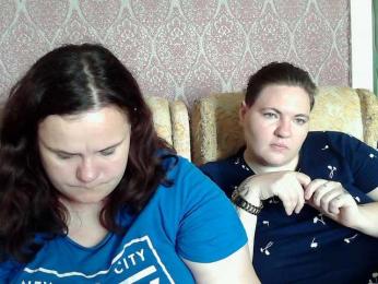 HollyXEva webcam model stream image
